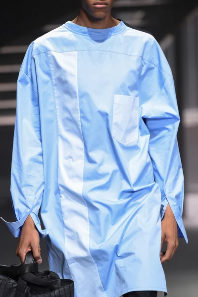 Look 34
